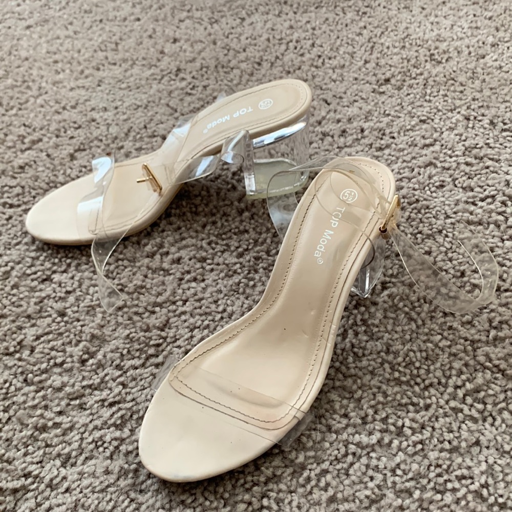 TOP Moda clear size 5 1/2 heels